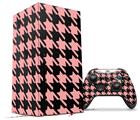 WraptorSkinz Skin Wrap compatible with the 2020 XBOX Series X Console and Controller Houndstooth Pink on Black (XBOX NOT INCLUDED)