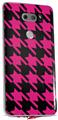 WraptorSkinz Skin Decal Wrap compatible with LG V30 Houndstooth Hot Pink on Black