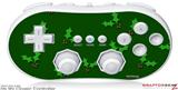 Wii Classic Controller Skin - Christmas Holly Leaves on Green